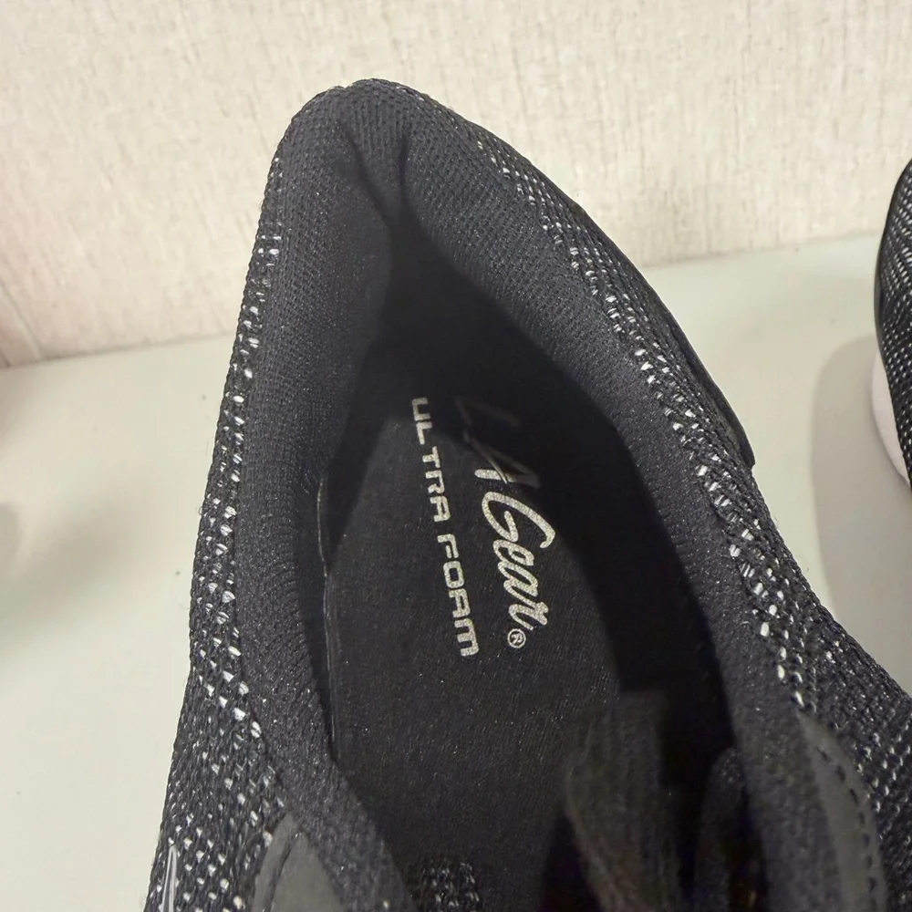 11.5 Men La‎ Gear Athletic Sneakers Black